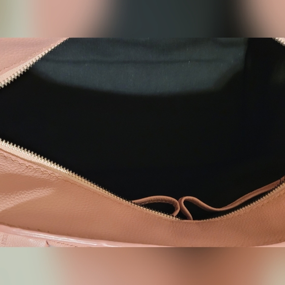 Alexander McQueen Padlock Zip Tote-Blush Pink Leather w/Silver Skull Charm EUC - Picture 13 of 15